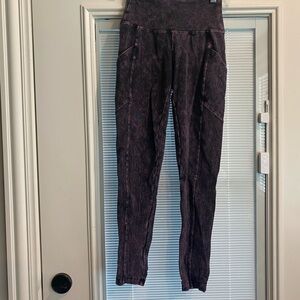 Zenana Outfitters Black and Purple Leggings